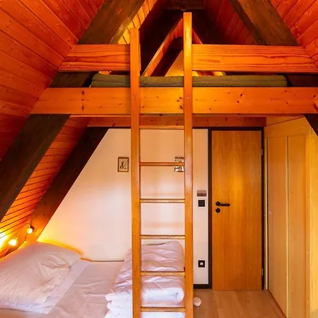 Ferienwohnpark Nurdachhaus Typ 8 Ndt 024 * Immenstaad am Bodensee