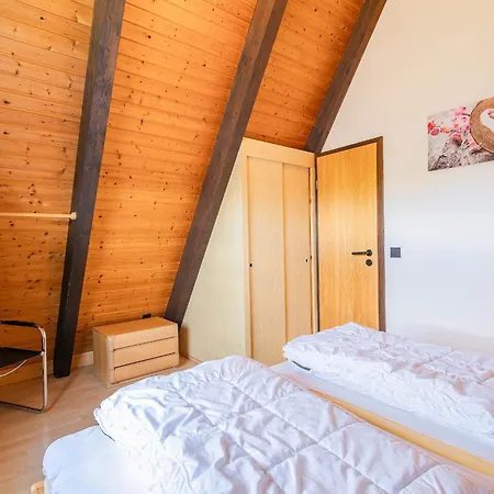 Ferienwohnpark Nurdachhaus Typ 8 Ndt 024 Immenstaad am Bodensee
